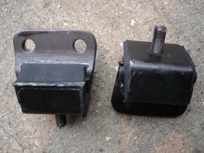 Engine Mount Pair